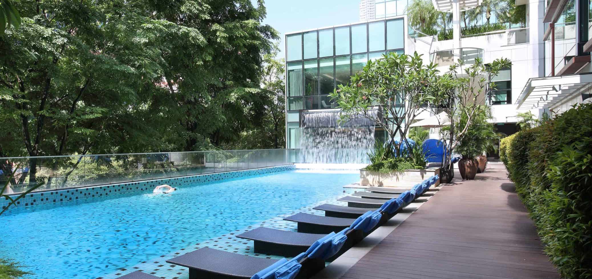 Swimming Pool Park Regis Singapore